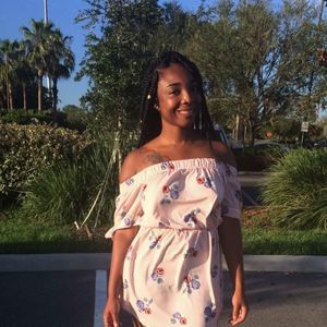 Meet your Posher, Bethany